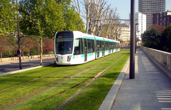 深圳龍華新區有軌電車明年10月試運行