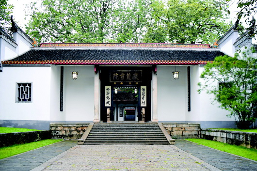 千年岳麓，弦歌不絕