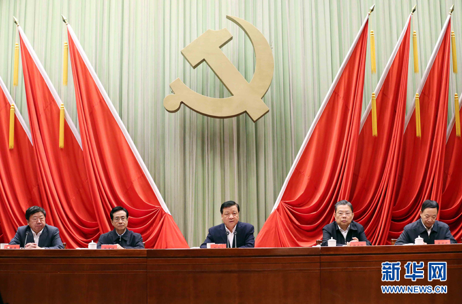 11月14日，中共中央黨校在北京舉行2016年秋季學(xué)期第二批入學(xué)學(xué)員開(kāi)學(xué)典禮。中共中央政治局常委、中央黨校校長(zhǎng)劉云山出席并講話。新華社記者 劉衛(wèi)兵 攝