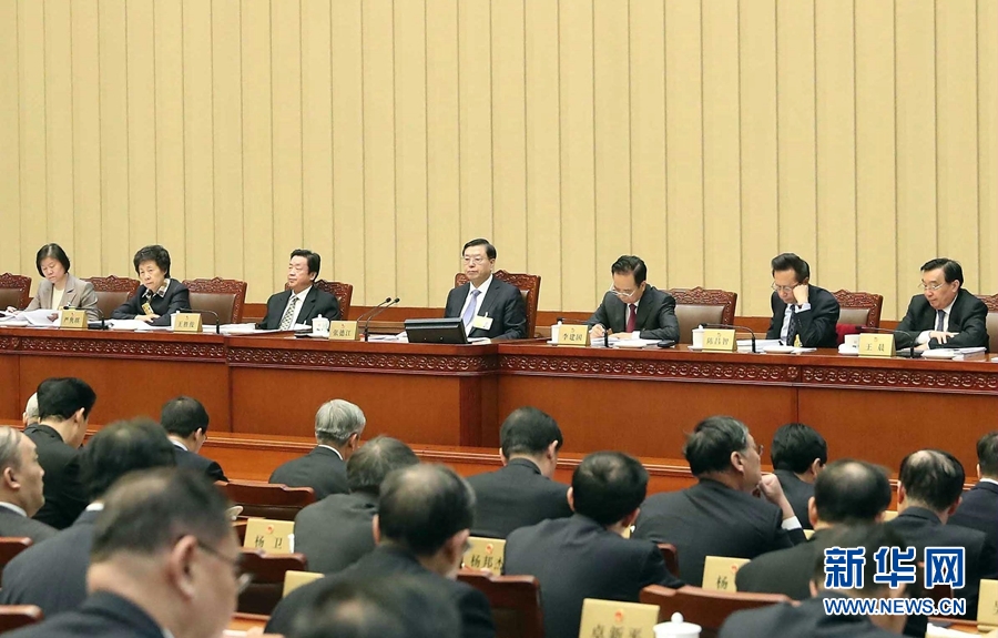 2月23日，十二屆全國人大常委會第三十三次會議在北京人民大會堂開幕。張德江委員長主持會議。 新華社記者　劉衛兵　攝