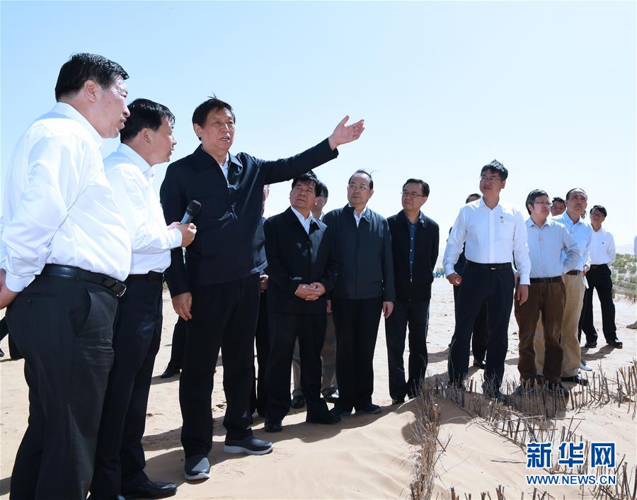 (時政)(2)栗戰(zhàn)書在內(nèi)蒙古檢查大氣污染防治法實施情況