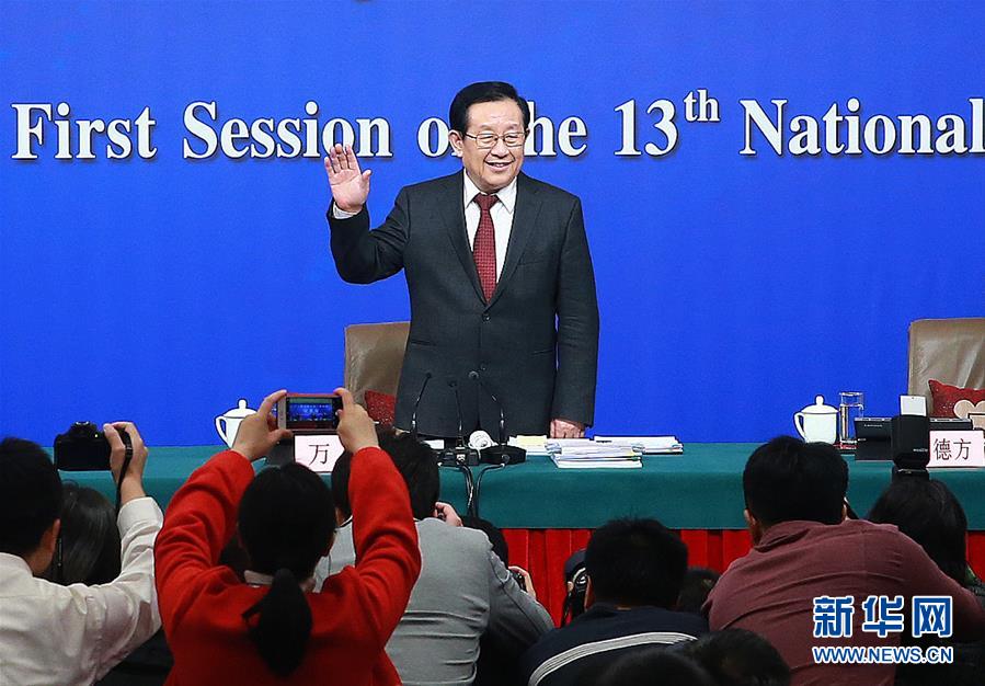 （兩會(huì)·XHDW）（4）科技部部長(zhǎng)萬鋼等就“加快建設(shè)創(chuàng)新型國家”答記者問