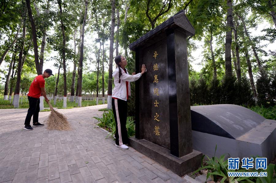 （新華全媒頭條·愛國情 奮斗者·圖文互動）（4）把論文寫在祖國的大地上——中國農業(yè)大學46年扎根河北曲周服務鄉(xiāng)村振興紀實