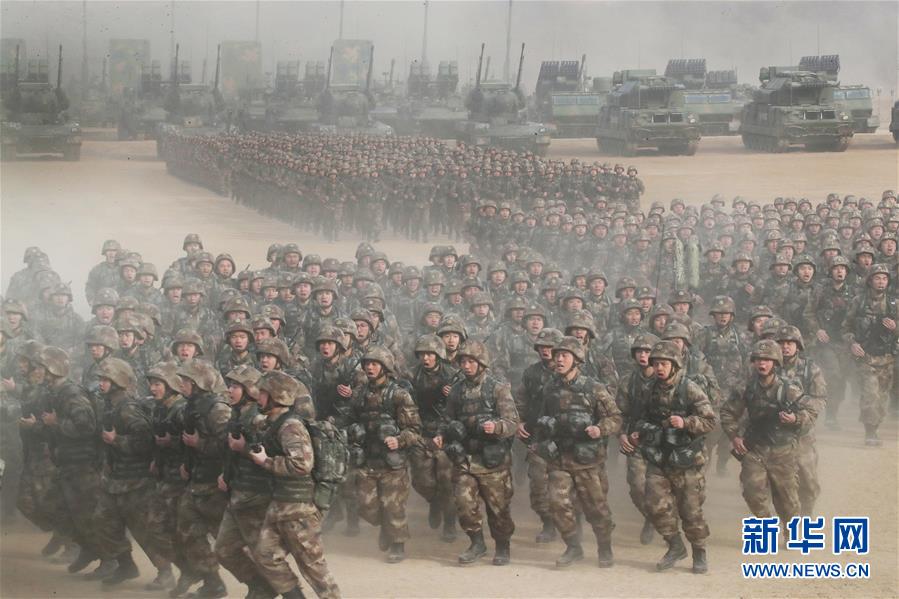 （新華全媒頭條·圖文互動）（4）沿著中國特色強(qiáng)軍之路闊步前進(jìn)——黨中央、中央軍委領(lǐng)導(dǎo)推進(jìn)國防和軍隊建設(shè)70年紀(jì)實