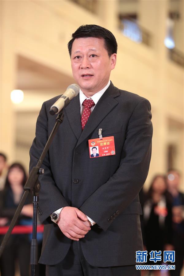 （兩會(huì)·面對(duì)面）（3）全國政協(xié)委員接受采訪