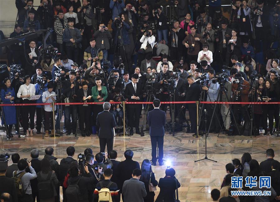 （兩會(huì)·面對面·XHDW）（19）全國政協(xié)委員接受采訪