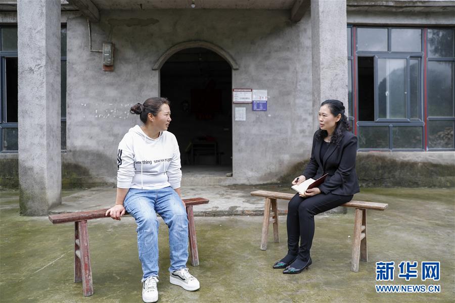 （兩會人物·圖文互動）（4）帶娃、賺錢兩不誤——一位農民工代表眼中的脫貧新工作