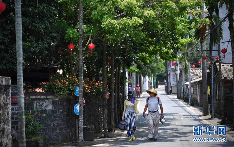 （新華全媒頭條·走向我們的小康生活·圖文互動）（12）留住鄉愁留住美——千村競秀綴瓊州