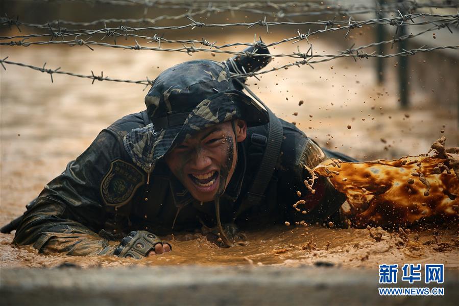 （在習近平強軍思想指引下·我們在戰位報告·圖文互動）（2）駐澳門部隊：濠江之畔，最可愛的人