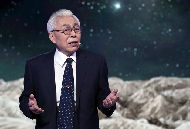 雖然已經84歲了，但我還會加倍努力。