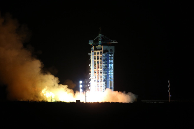 4月6日，實踐十號衛星發射升空。