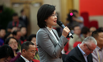 中央電視臺(tái)、中國(guó)網(wǎng)絡(luò)電視臺(tái)記者提問(wèn)