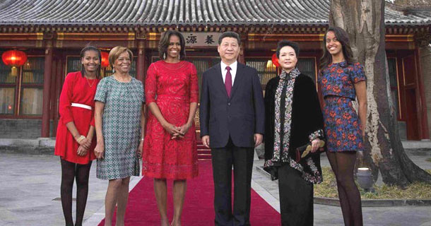 習(xí)近平和夫人彭麗媛會(huì)見(jiàn)米歇爾