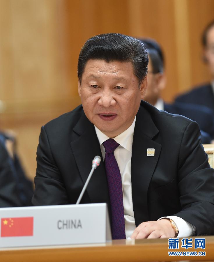 7月9日，金磚國家領(lǐng)導(dǎo)人第七次會(huì)晤在俄羅斯烏法舉行。中國國家主席習(xí)近平、俄羅斯總統(tǒng)普京、巴西總統(tǒng)羅塞夫、印度總理莫迪、南非總統(tǒng)祖馬出席。這是習(xí)近平發(fā)表題為《共建伙伴關(guān)系　共創(chuàng)美好未來》的主旨講話。新華社記者 饒愛民 攝 