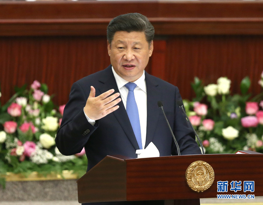 6月22日，國(guó)家主席習(xí)近平在塔什干烏茲別克斯坦最高會(huì)議立法院發(fā)表題為《攜手共創(chuàng)絲綢之路新輝煌》的重要演講。 新華社記者馬占成攝