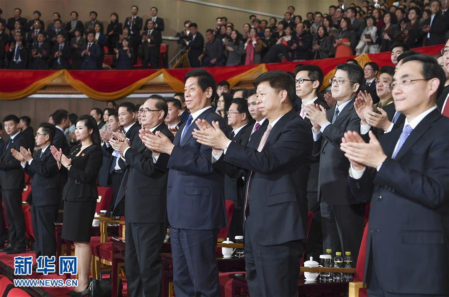 （時政）（1）朝鮮友好藝術團在京訪演 栗戰書、王滬寧分別出席有關活動